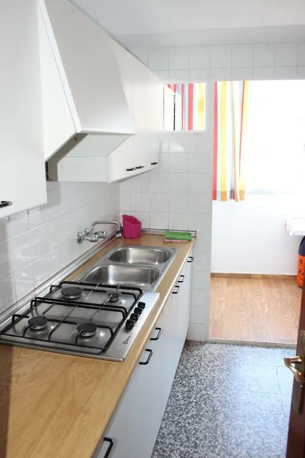 Apartamento Plaza Reina Apartment Malaga